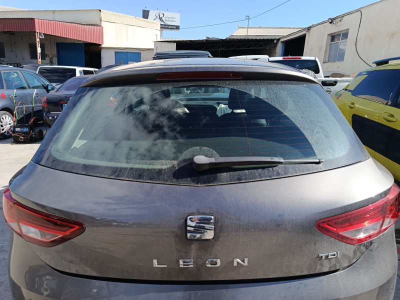 Recambio de porton trasero para seat leon (5f1) 1.6 tdi referencia OEM IAM 5F4827024  