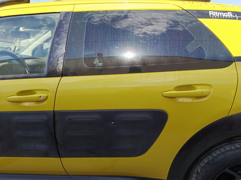 Recambio de puerta trasera izquierda para citroën c4 cactus 1.2 vti 82 referencia OEM IAM 9801219180  