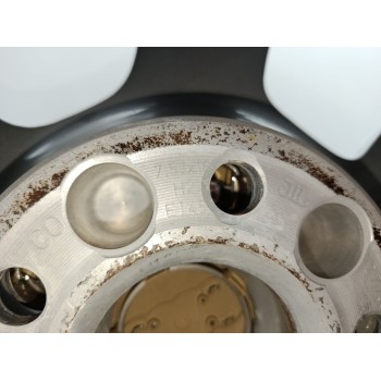 Recambio de llanta para audi a4 ber. (b8) básico referencia OEM IAM 8K0601025F  