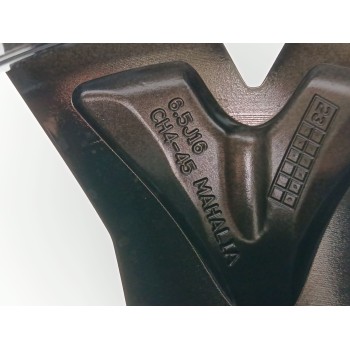 Recambio de llanta para dacia sandero iii stepway expression referencia OEM IAM 403009410R / 403004026R  