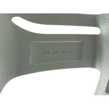 Recambio de llanta para audi q5 (8rb) 3.0 tdi quattro referencia OEM IAM 8R0601025A / 8R0601025AR  