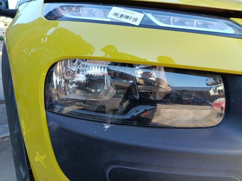 Recambio de faro derecho para citroën c4 cactus 1.2 vti 82 referencia OEM IAM 9800901280  