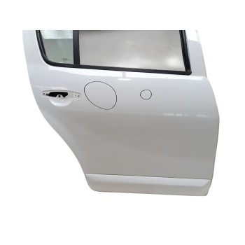 Recambio de puerta trasera derecha para dacia sandero ambiance referencia OEM IAM 821006948R  