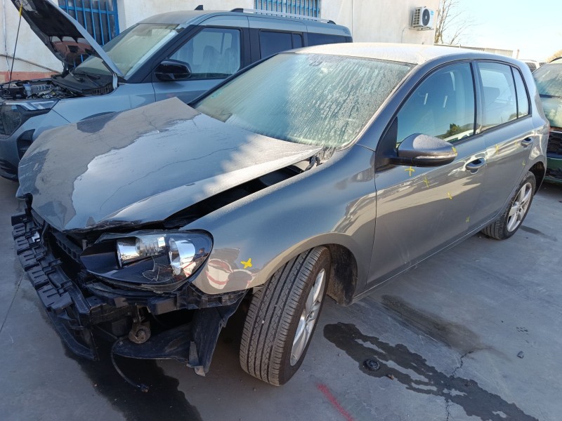 volkswagen golf vi (5k1) del año 2012