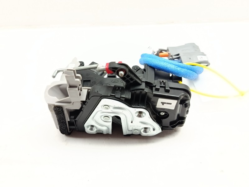 Recambio de cerradura puerta delantera derecha para hyundai kona (os, ose, osi) 1.0 t-gdi referencia OEM IAM 81320J9010  