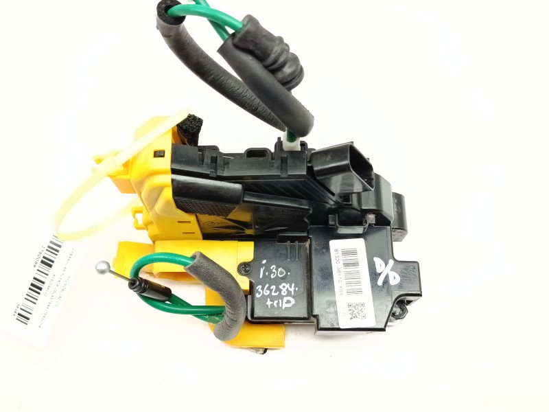 Recambio de cerradura puerta delantera derecha para hyundai i30 cw cruise bluedrive referencia OEM IAM 81320A6110  