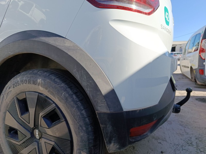 Recambio de paragolpes trasero para dacia sandero iii 1.0 tce 90 eco-g referencia OEM IAM   