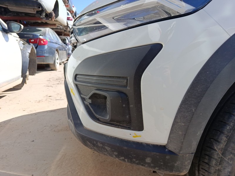 Recambio de paragolpes delantero para dacia sandero iii 1.0 tce 90 eco-g referencia OEM IAM 620103738Y  