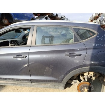 Recambio de puerta trasera izquierda para hyundai tucson classic blue referencia OEM IAM 77003D7000  