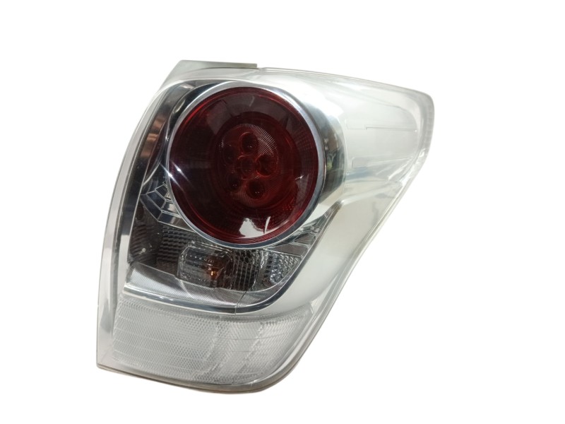 Recambio de piloto trasero derecho para toyota verso active referencia OEM IAM 815510F092 815500F130 