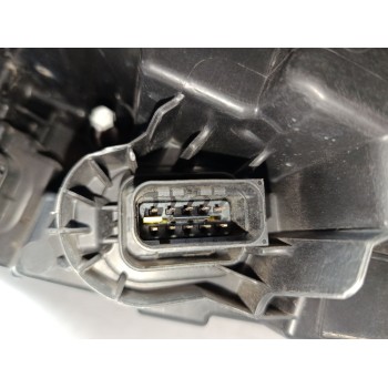 Recambio de faro derecho para peugeot 3008 gt referencia OEM IAM 1675812580 / 9836230580  