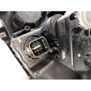 Recambio de faro derecho para hyundai ix35 sle 2wd referencia OEM IAM 921022Y000  