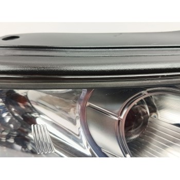 Recambio de faro derecho para hyundai santa fe (bm) 2.2 crdi comfort 4x4 referencia OEM IAM 921022B020  