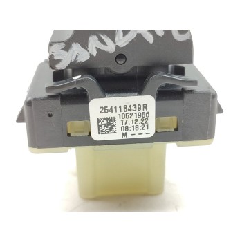 Recambio de mando elevalunas delantero derecho para dacia sandero iii stepway expression referencia OEM IAM 254118439R  