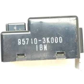 Recambio de modulo electronico para hyundai ix35 sle 2wd referencia OEM IAM 957103K000  