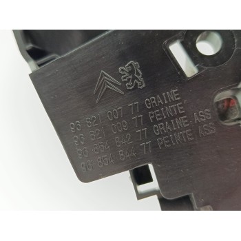 Recambio de maneta interior lateral izquierda para peugeot partner kombi premium referencia OEM IAM 9682100977  