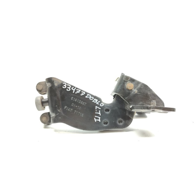 Recambio de soporte / guia puerta corredera para fiat doblo active referencia OEM IAM 51813667  