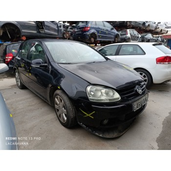 volkswagen golf v berlina (1k1) del año 2024