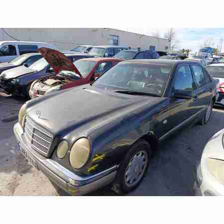 MERCEDES-BENZ CLASE E (W210)