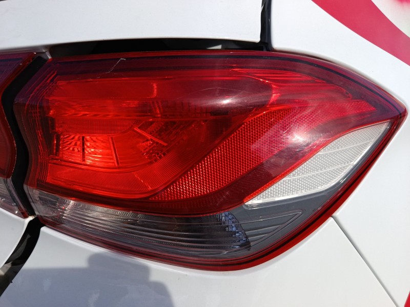 Recambio de piloto trasero derecho para hyundai i30 (pde, pd, pden) 1.6 crdi referencia OEM IAM 92402G4000  