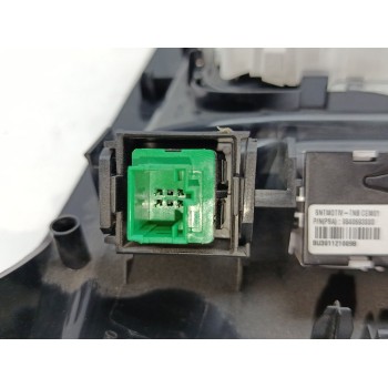 Recambio de luz interior para peugeot 3008 gt referencia OEM IAM 96781446ZD  