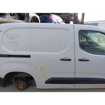 Recambio de puerta lateral corredera derecha para peugeot partner pro l2 referencia OEM IAM 9820425580  