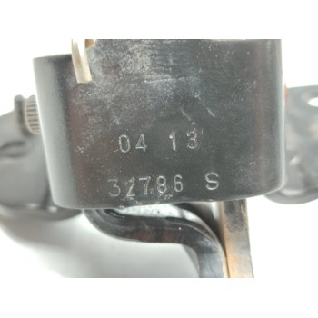 Recambio de soporte / guia puerta corredera para fiat doblo active referencia OEM IAM 51813667  