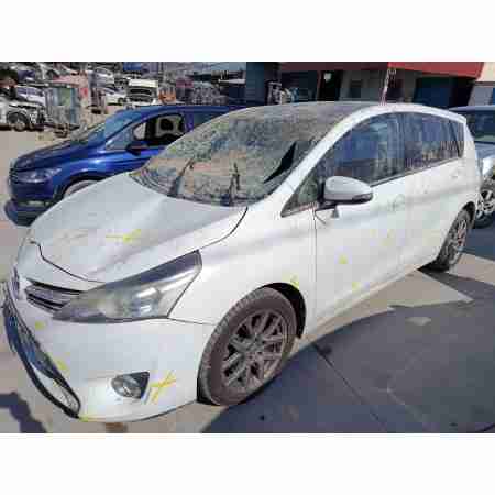 TOYOTA VERSO (_R2_)