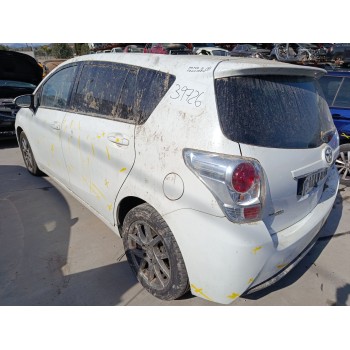 toyota verso (_r2_) del año 2013