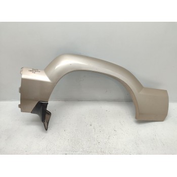 Recambio de aletin trasero derecho para toyota land cruiser (j12) 3.0 d4-d vx referencia OEM IAM 7565360030  