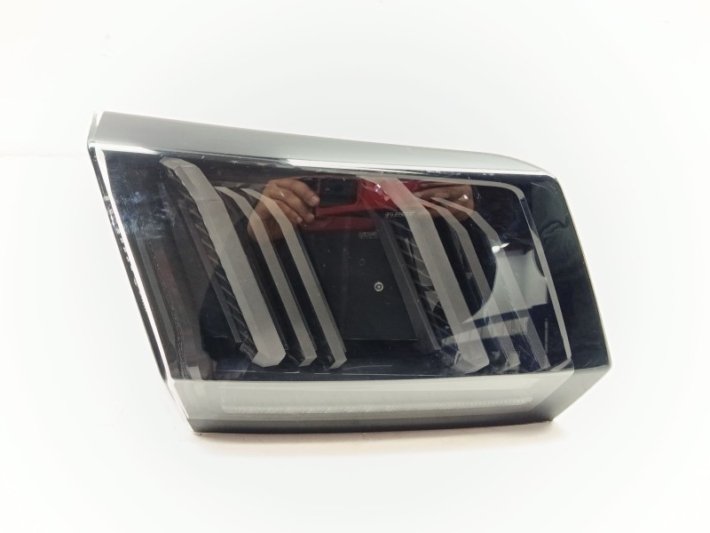 Recambio de piloto trasero izquierdo interior para peugeot 3008 gt referencia OEM IAM 9836231480  