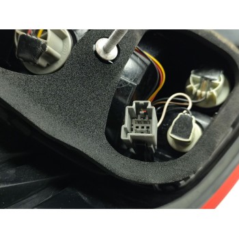 Recambio de piloto trasero derecho para ford fiesta (ccn) ambiente referencia OEM IAM C1BB13404AE / 1877010  