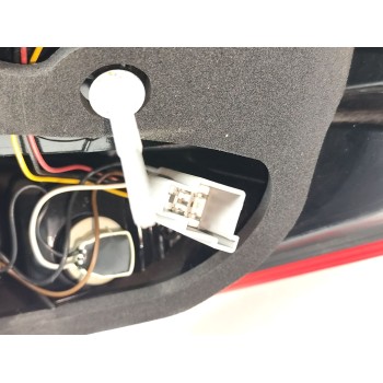 Recambio de piloto trasero izquierdo para ford fiesta (ccn) ambiente referencia OEM IAM C1BB13405AE / 1877011  