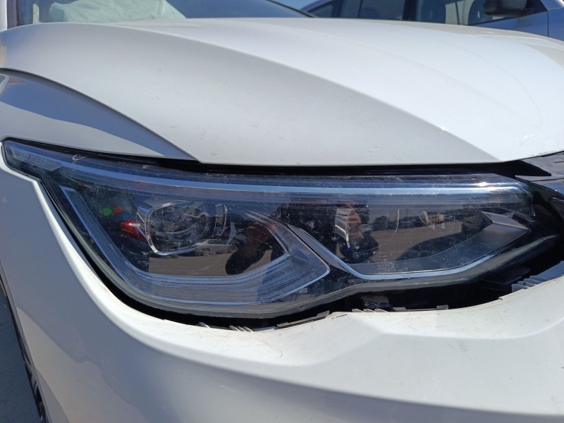 Recambio de faro derecho para volkswagen golf viii variant (cg5, db5) 1.5 tsi referencia OEM IAM 5H1941114K  