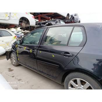 volkswagen golf v berlina (1k1) del año 2024