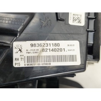 Recambio de piloto trasero derecho para peugeot 3008 gt referencia OEM IAM 9836231180  