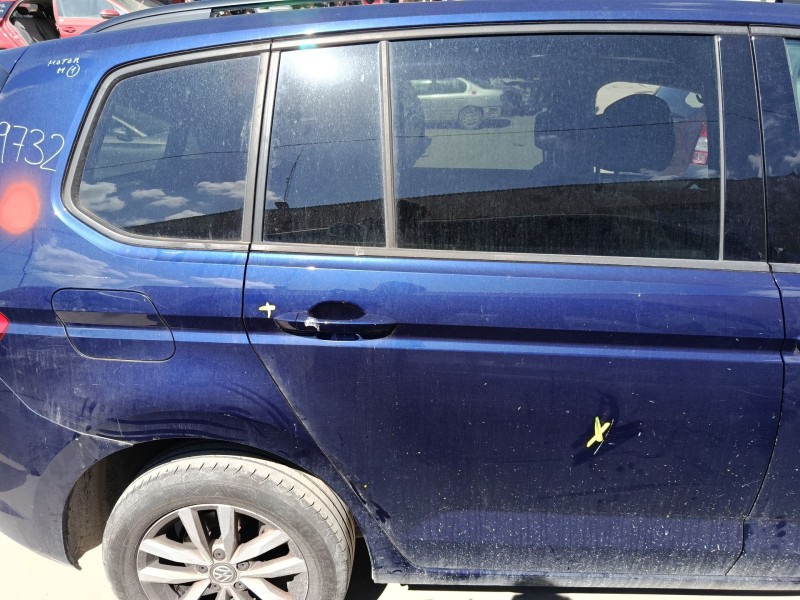 Recambio de puerta trasera derecha para volkswagen touran (5t1) 1.6 tdi referencia OEM IAM 5TA833056AL  