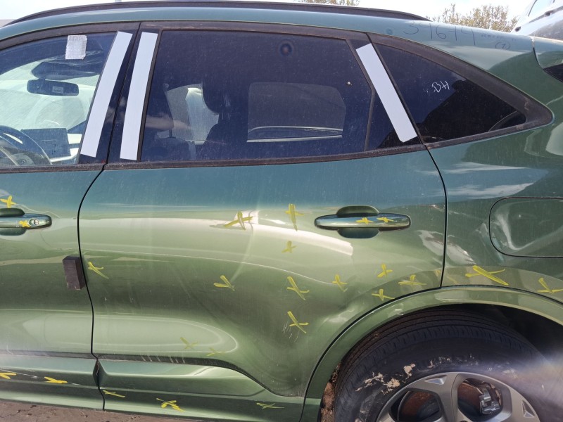 Recambio de puerta trasera izquierda para ford kuga iii (dfk) 2.0 tdci 4x4 referencia OEM IAM 2757992  