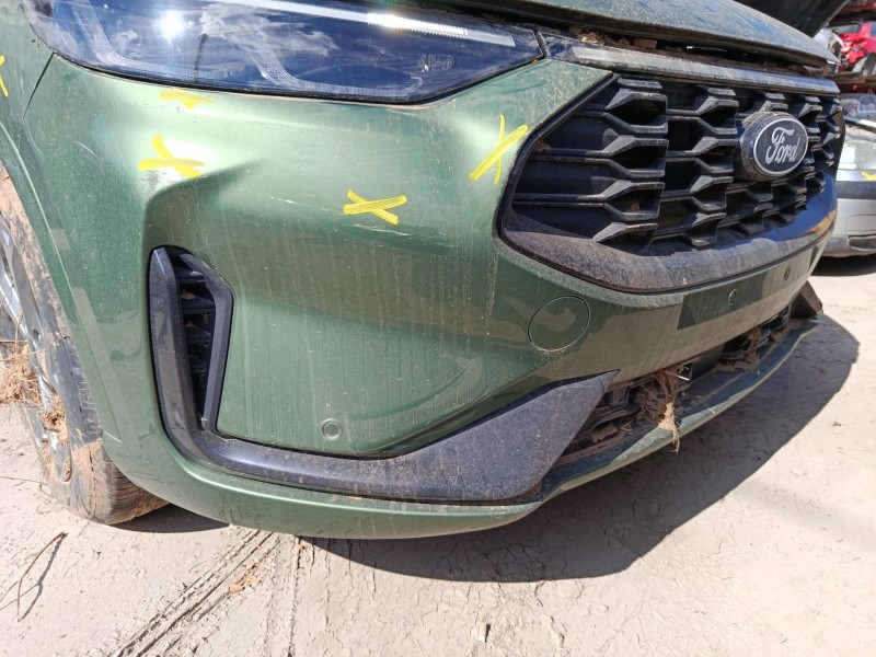 Recambio de paragolpes delantero para ford kuga iii (dfk) 2.0 tdci 4x4 referencia OEM IAM 2456426  