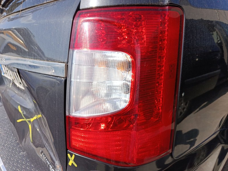 Recambio de piloto trasero derecho para chrysler grand voyager v (rt) 2.8 crd referencia OEM IAM 05113202AA  