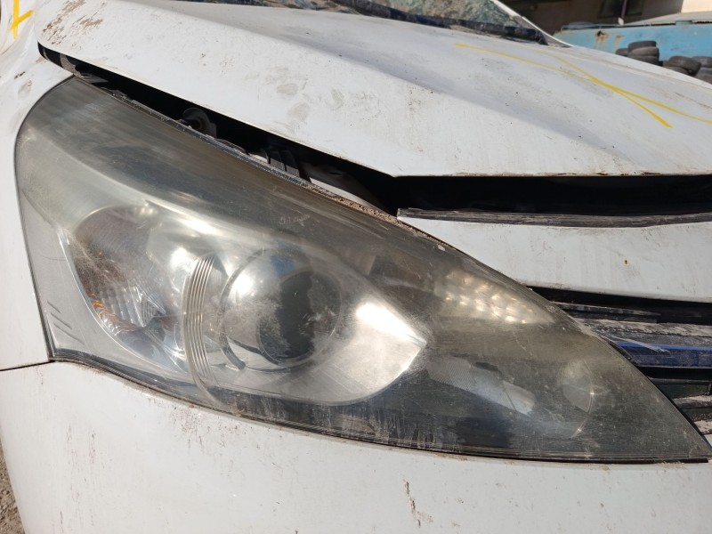 Recambio de faro derecho para toyota verso (_r2_) 2.0 d-4d (aur20_) referencia OEM IAM 811300F090  