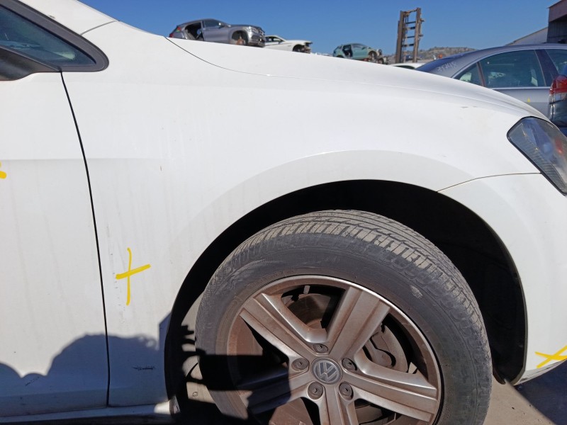 Recambio de aleta delantera derecha para volkswagen golf vii variant (ba5, bv5) 1.6 tdi referencia OEM IAM 5G0821106A  