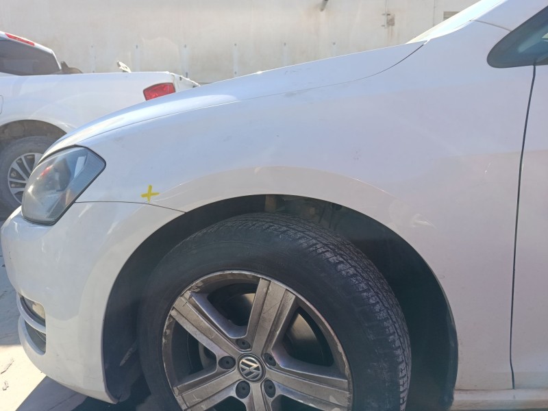 Recambio de aleta delantera izquierda para volkswagen golf vii variant (ba5, bv5) 1.6 tdi referencia OEM IAM 5G0821105A  