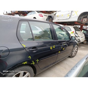 volkswagen golf v berlina (1k1) del año 2024