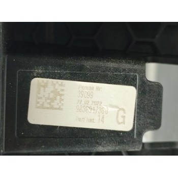 Recambio de pantalla multifuncion para peugeot 3008 gt referencia OEM IAM 9840051480  