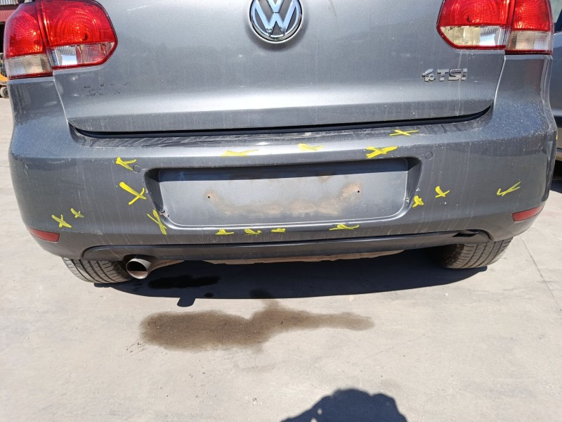 Recambio de paragolpes trasero para volkswagen golf vi (5k1) 1.2 tsi referencia OEM IAM 5K6807421GRU  