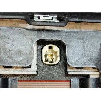 Recambio de pantalla multifuncion para peugeot rifter 1.2 puretech 110 referencia OEM IAM 98162661ZD  