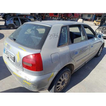 audi a3 (8l1) del año 2000