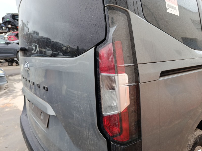 Recambio de piloto trasero derecho para ford tourneo courier b460 monospace 1.5 tdci referencia OEM IAM 2732659  