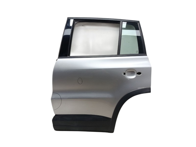 Recambio de puerta trasera izquierda para volkswagen tiguan (5n2) advance bluemotion referencia OEM IAM 5N0833055A  